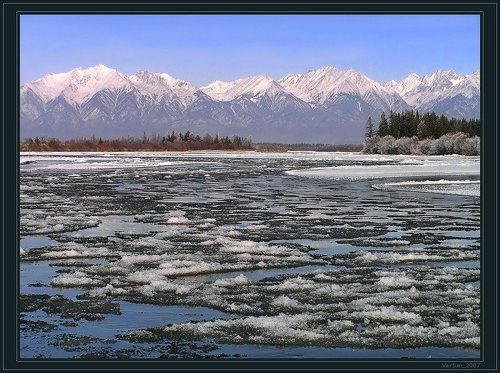 Прозрачных льдинок хоровод...