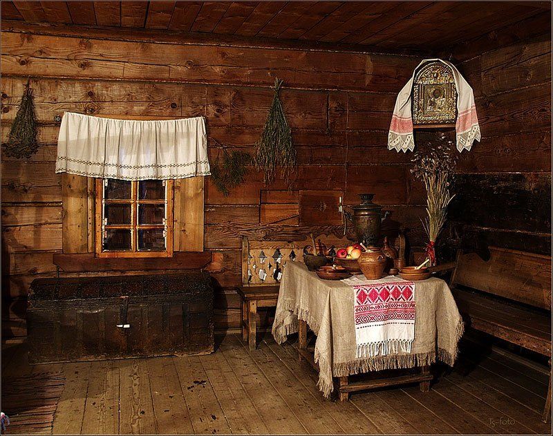 изба сундук сруб В избе Кокориных...photo preview