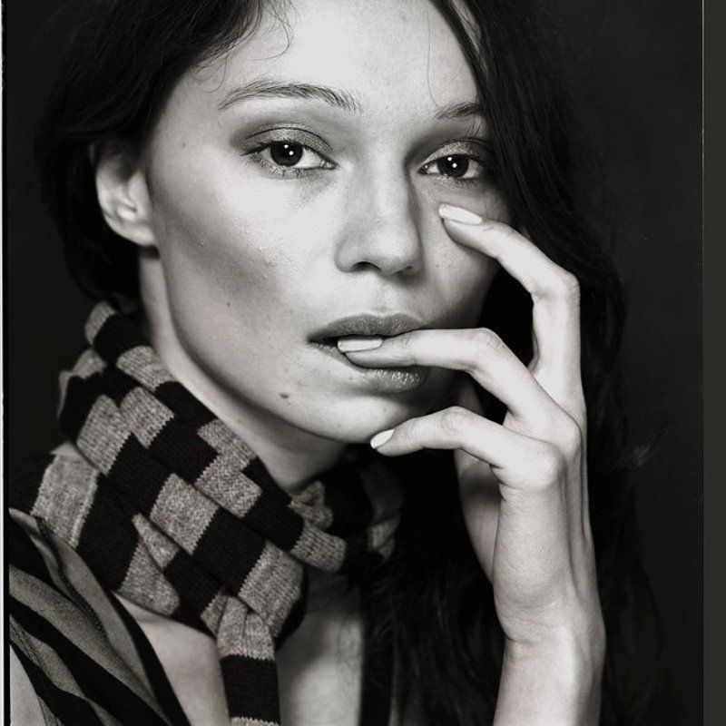 девушка портрет Алинаphoto preview