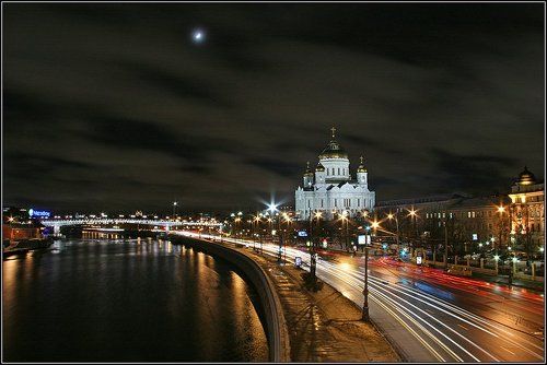 Возвышаясь над городом