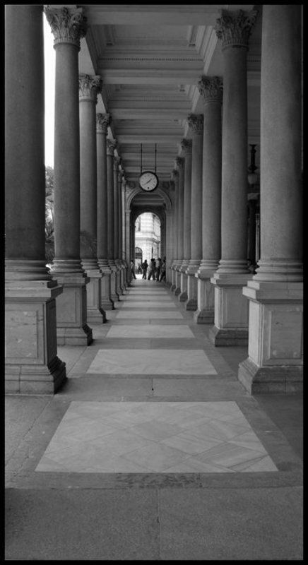 Time colonnadesphoto preview