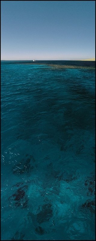 море, кораблик в Раю только и разговоров, что о море...photo preview