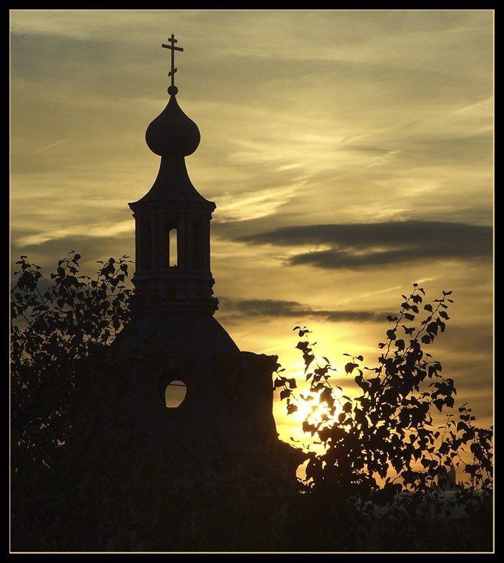 вечер, колокольный звон Куполаphoto preview