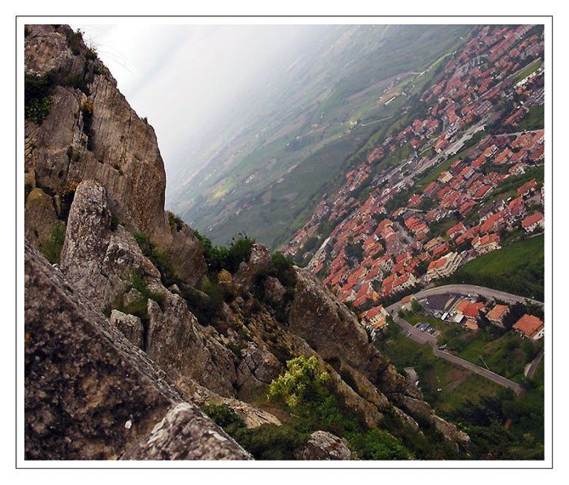 Там, за городской стеной...photo preview
