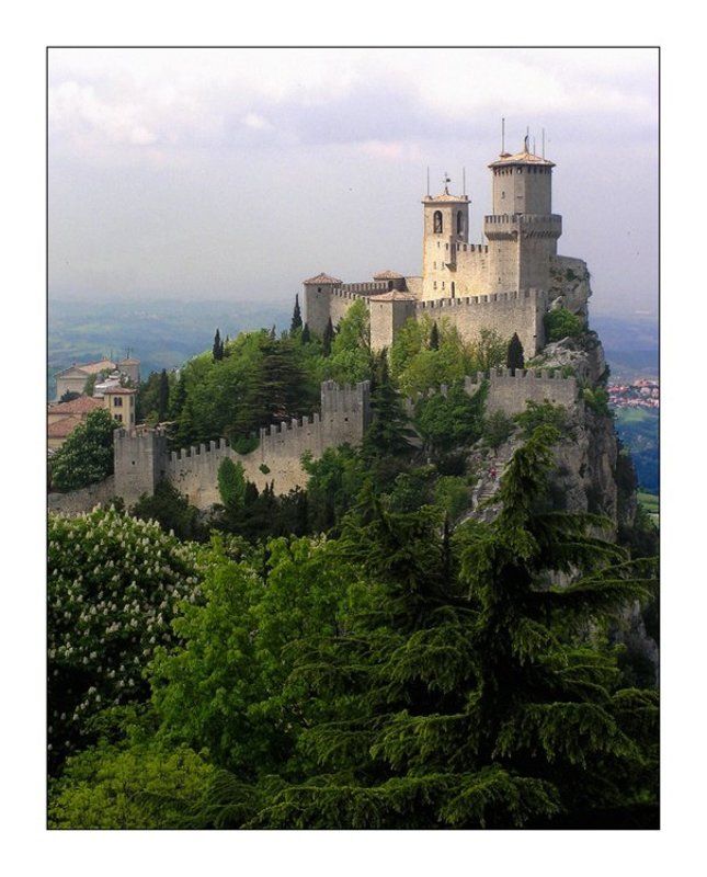 Сан-Марино, крепость Сказочное королевствоphoto preview