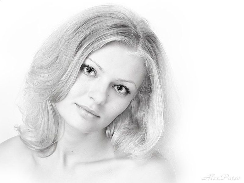 Екатерина...High Keyphoto preview