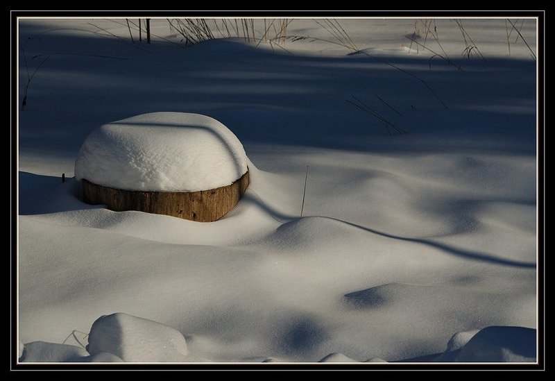 снег, зима, солнце, пень Шапкаphoto preview