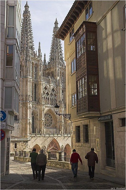 Испания, Бургос собор, готика Бургос. Храм.photo preview