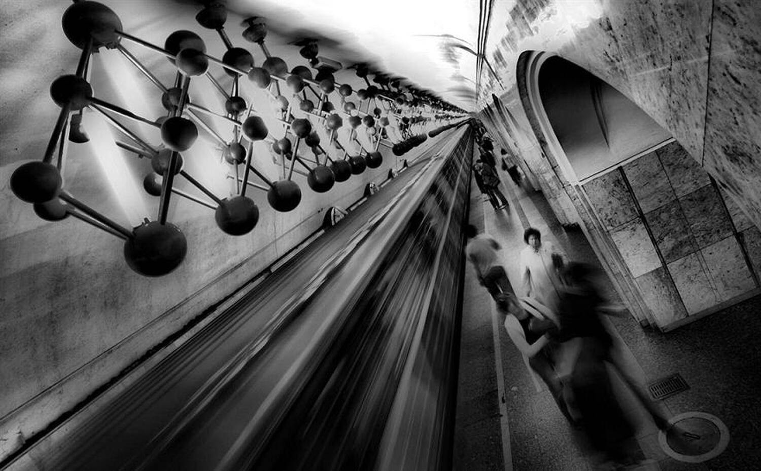 химическое подземелье.... Автор: voda метро,город,москва,подземка, voda