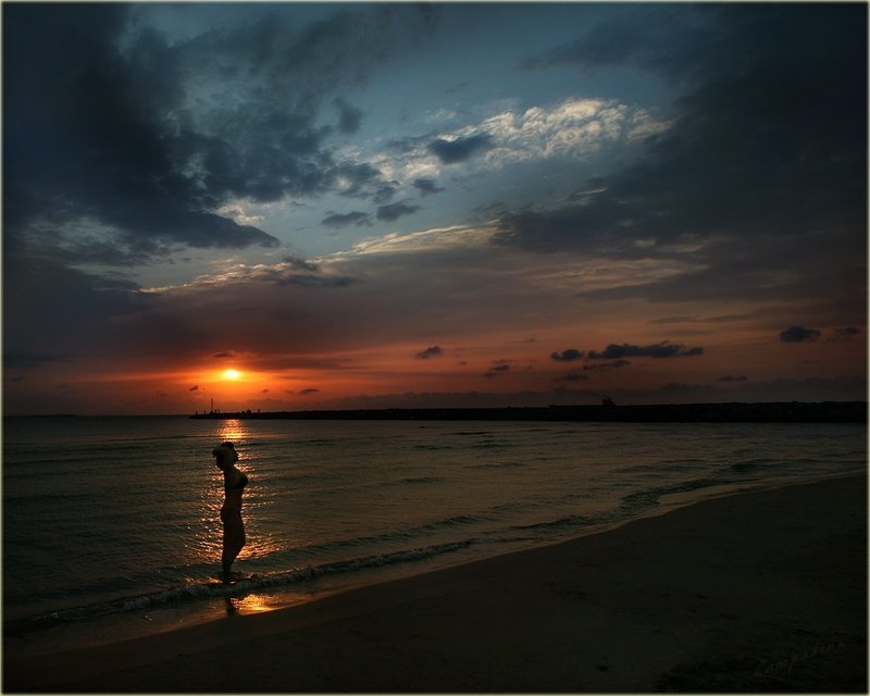 испания, рассвет, море, lampadina Сама себе фотограф, сама себе модель....photo preview