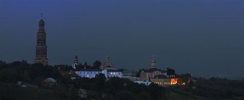 Ночь над Монастырем