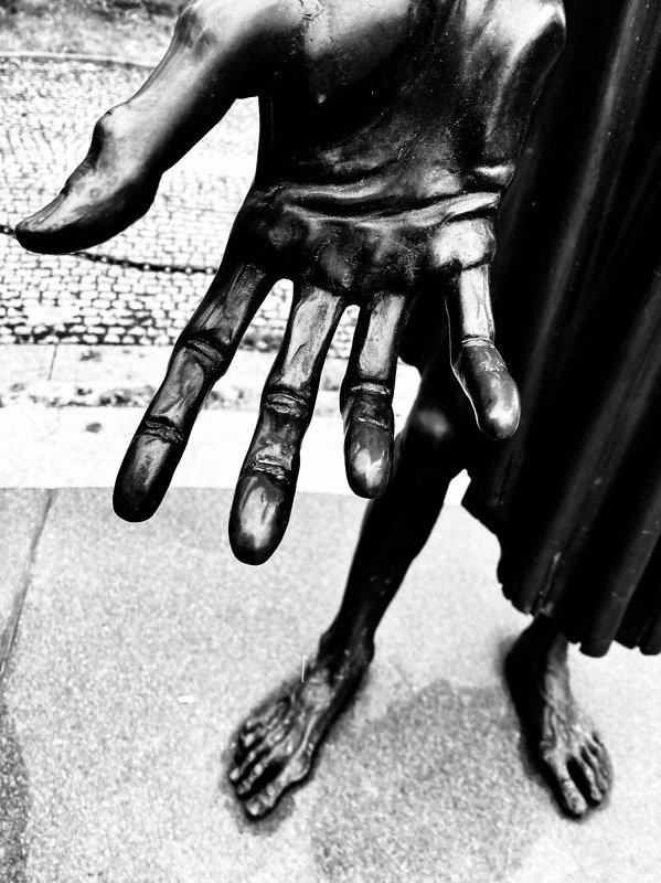 Неживой портретphoto preview