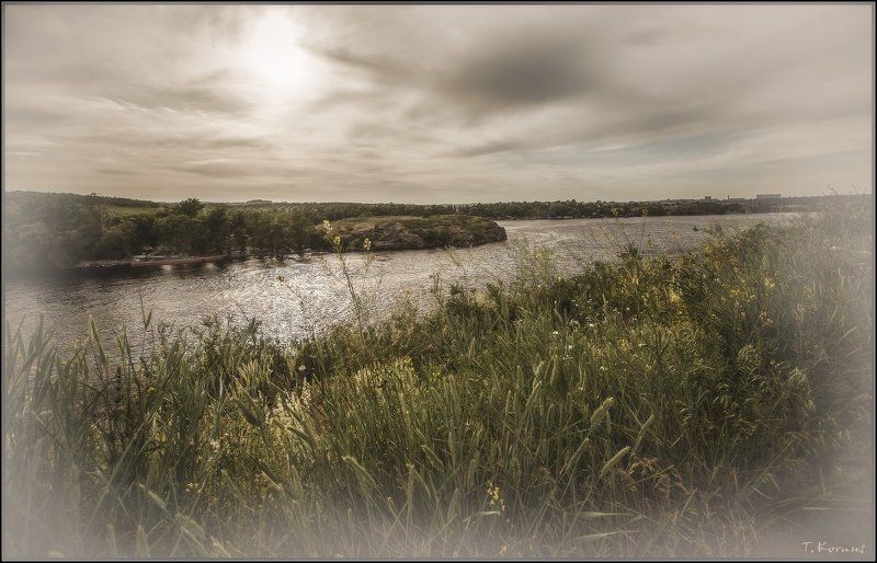 Вечер над рекойphoto preview