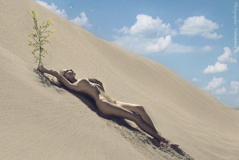 Девушка, Ню, Пустыня photo preview