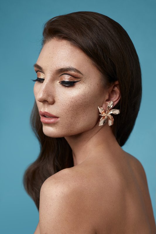 Голубой фонphoto preview