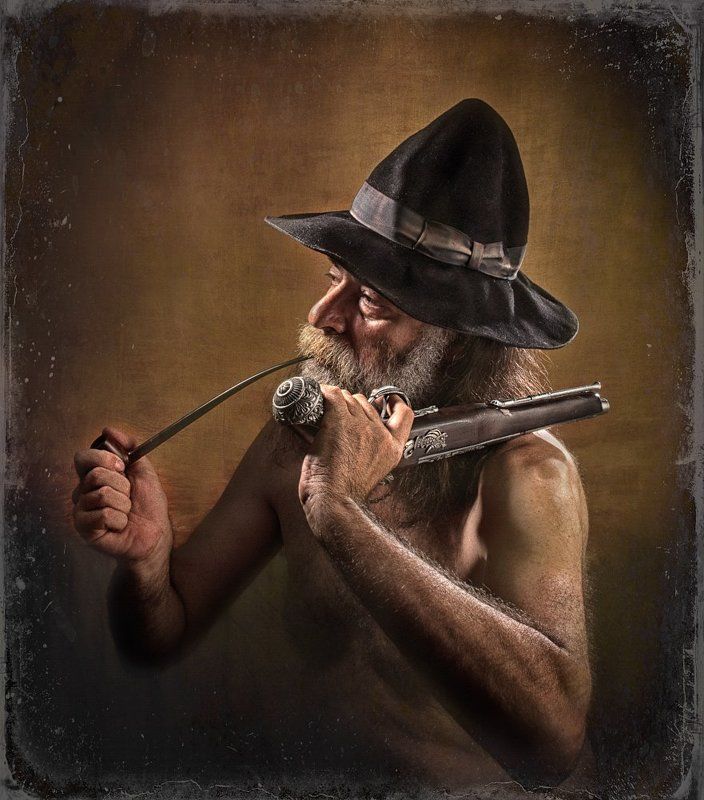 Старый пиратphoto preview