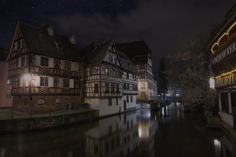 Alsace, Canon EF 16-35 mm f/2.8L USM, Canon EOS 5D Mark II, Family garden, France, Frank Sinatra, La Petite France, Silent Night, Strasbourg, Vint26, Zaporozhenko vitaly & julia Silent Nightphoto preview