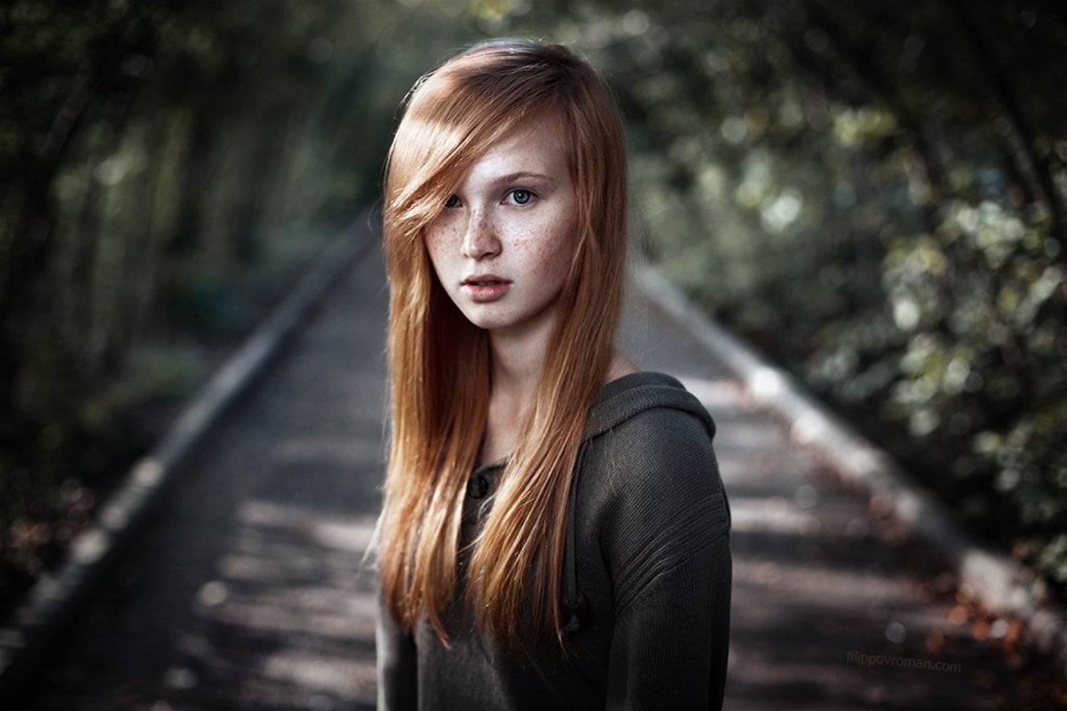 Arina. Автор: Роман Филиппов Autumn, Ginger, Girl, Portrait, Red, September, Street, Ufa, Роман Филиппов