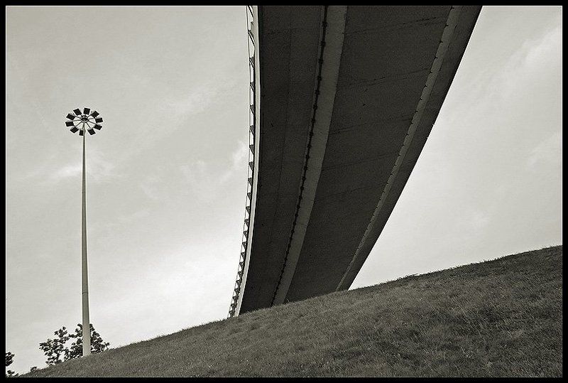 город, мега, микро, макро Аллегория одувунчика. Осень.photo preview