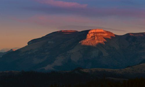 ВОТ  И СОЛНЦЕ СЕЛО .