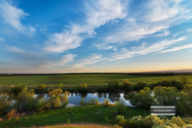 Весеннее небоphoto preview