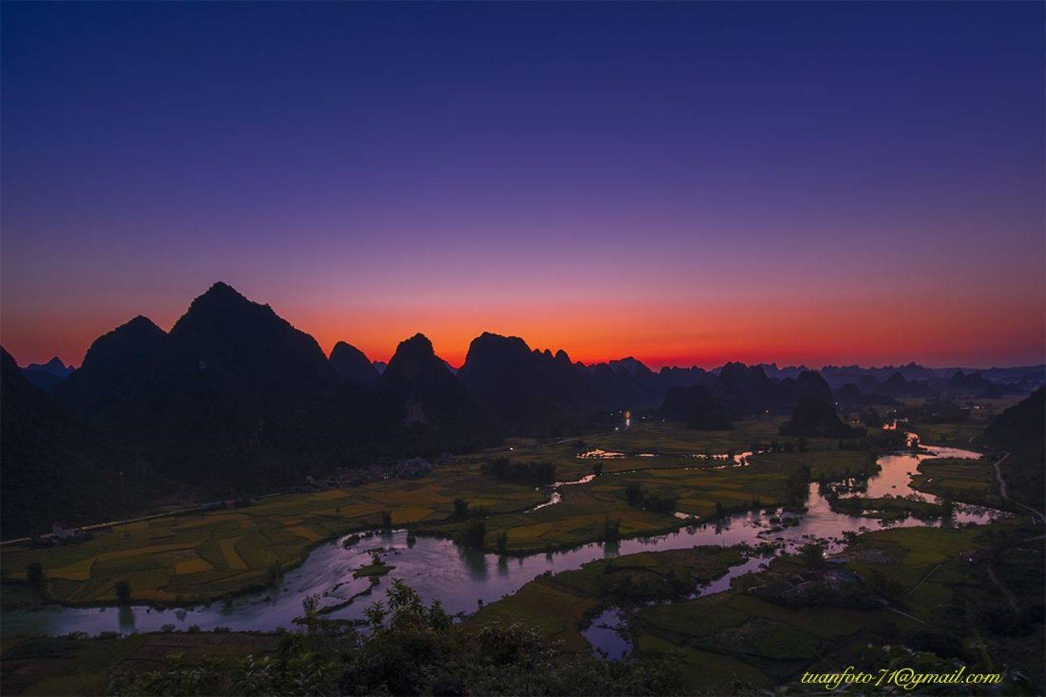 Ngoc Con - Cao Bang - VN. Автор: Tuan Guitare , Tuan Guitare
