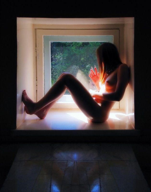 Каторжные Наручники Супрематиста Малевича или Как по Каплям Выдавливать из Себя Рабаphoto preview