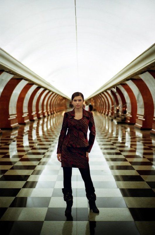 метро, девушка, модель Портрет. Девушка. Метро.photo preview