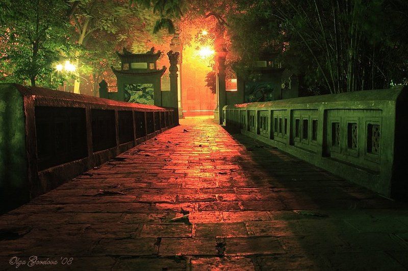 вьетнам, ханой, ha noi Красный дракон...photo preview