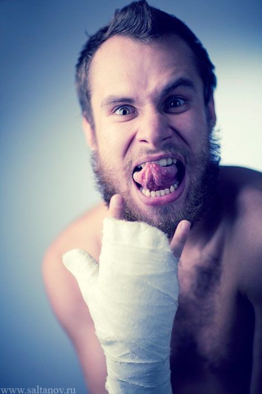 Карточка о том, как Серега неудачно на скутере покатался)photo preview