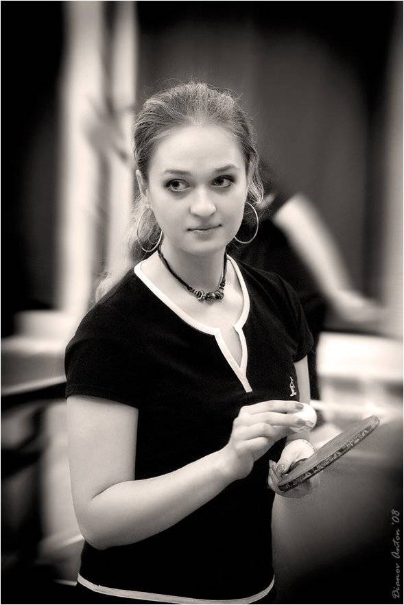 настольный теннис, турнир, соревнования, девушка, ракетка, ч/б, Тоша