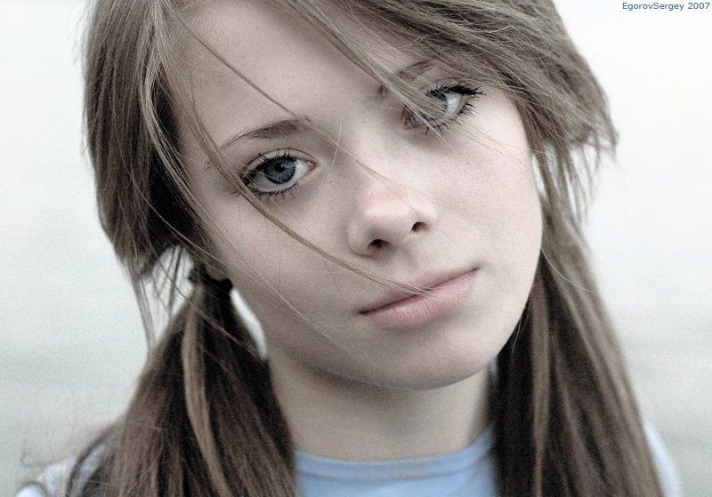 девушка, улица, шум, цифра, ветер frame#8photo preview