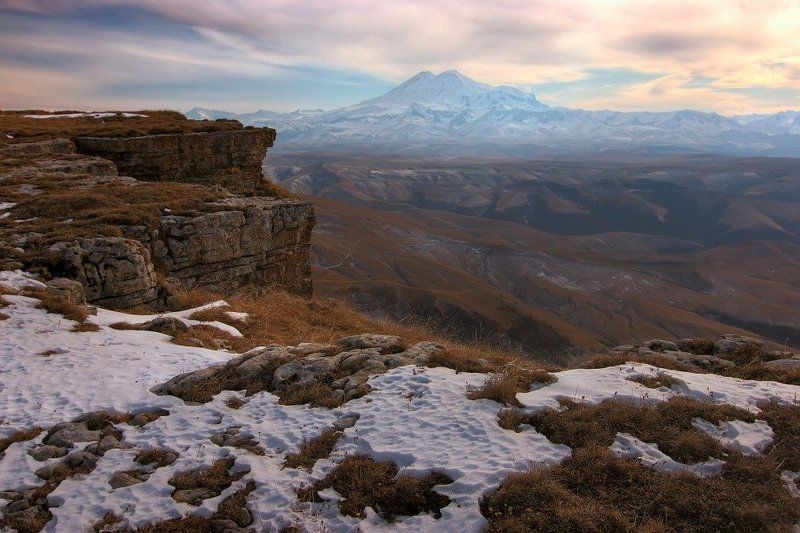 карачаево-черкесия, плато бермамыт, эльбрус Эльбрус с Бермамытаphoto preview