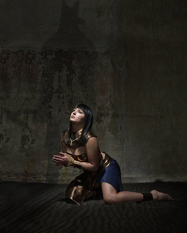 Жертвоприношениеphoto preview