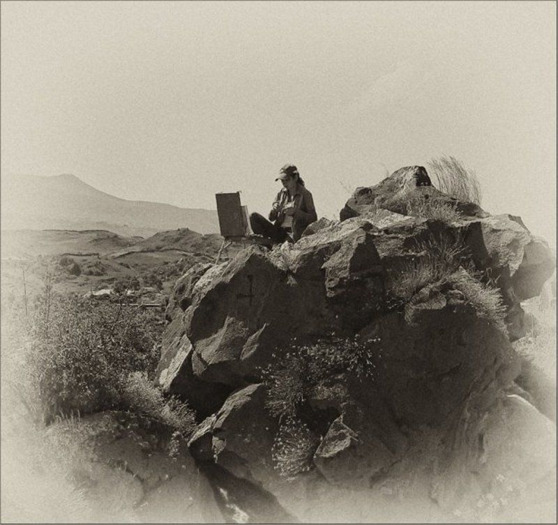 Когда рисую-страну камней, красивых глаз, печали ,мудрости и жизни.photo preview