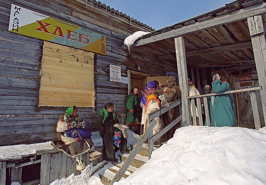 кто последний за французкими булками... Автор: Danil Husainov репортаж, север,жизнь на краю земли жанр, Danil Husainov