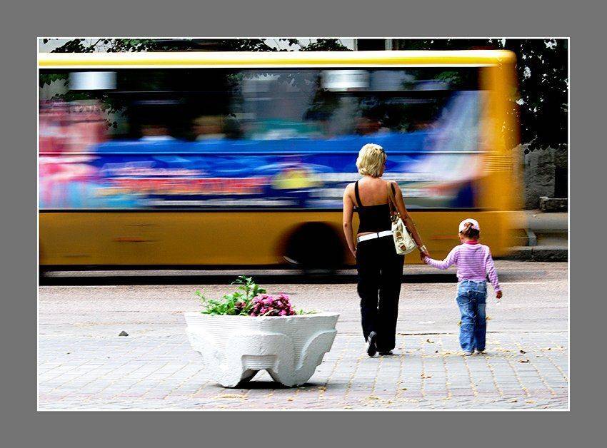 с мамой.... Автор: Егор Желов , Егор Желов