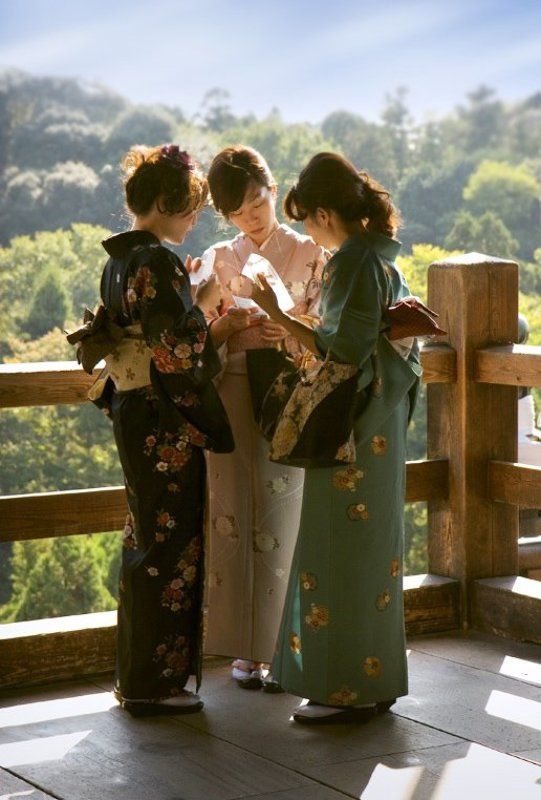 Осень в Киото. Подруги.photo preview