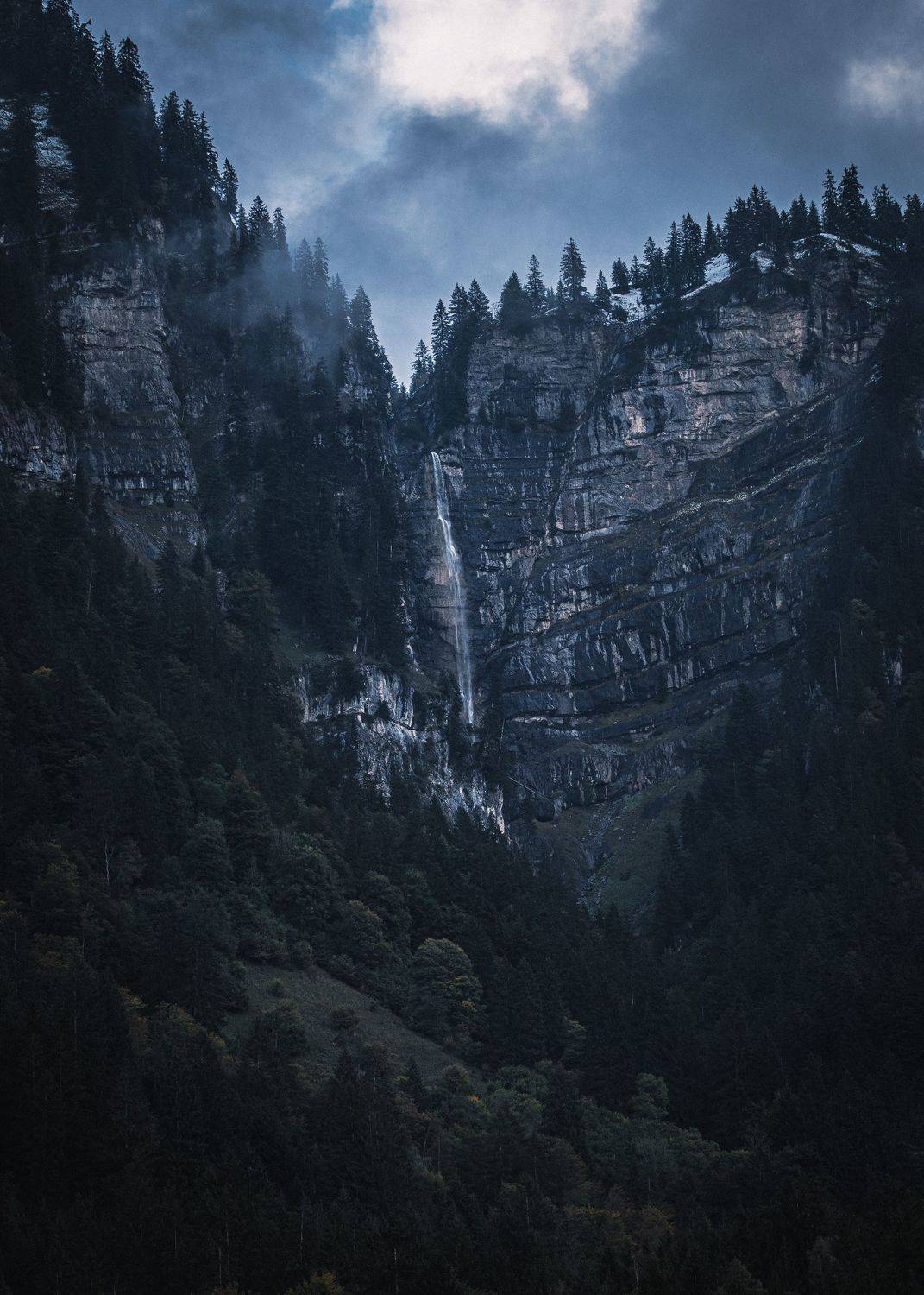 Водопад. Автор: Дмитрий Рябцев , Дмитрий Рябцев