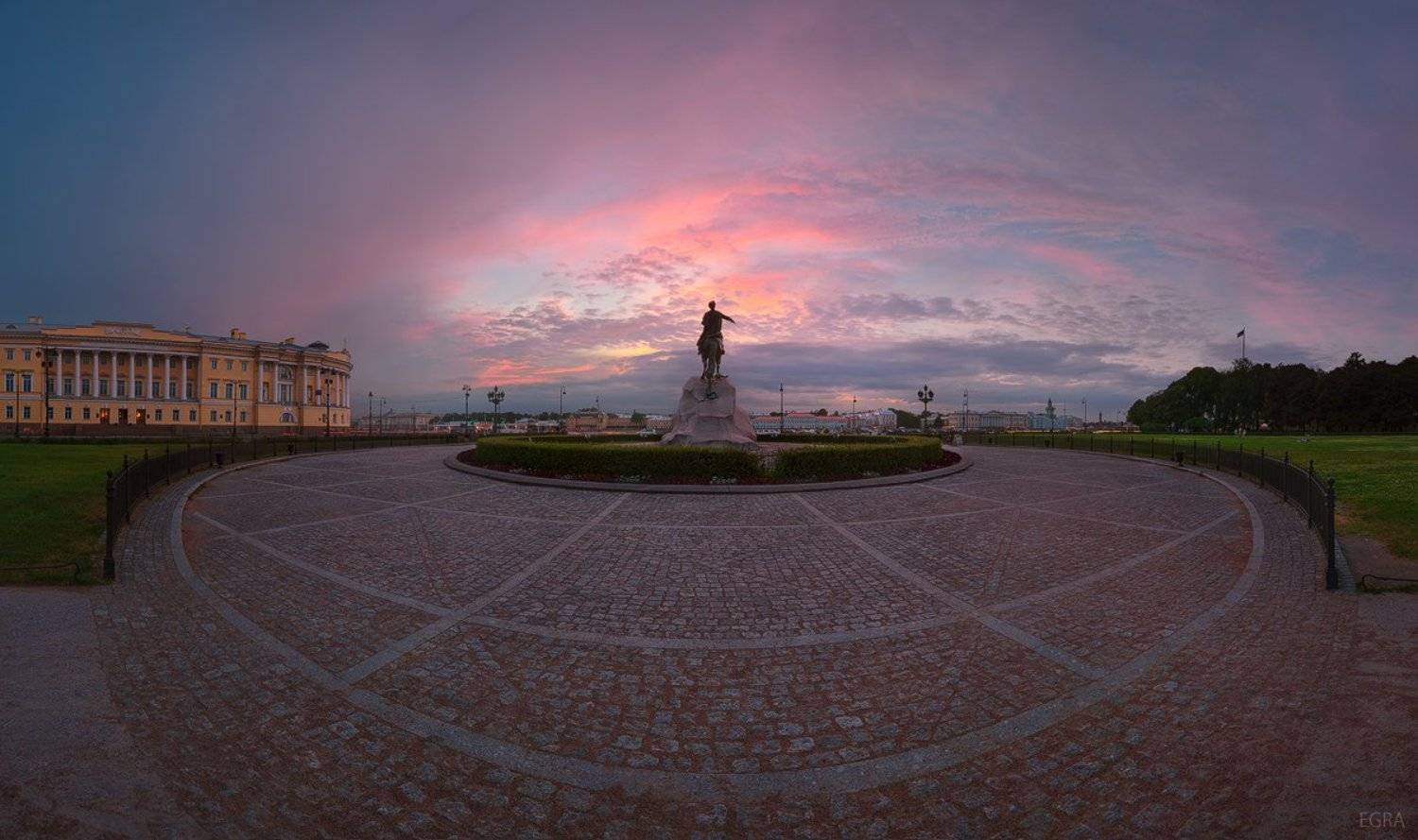 Сенатская площадь. Автор: EGRA : ЕГРА , EGRA : ЕГРА