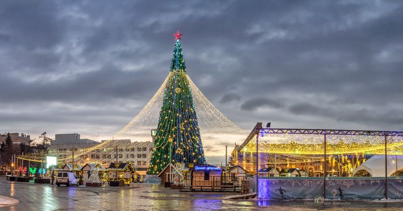 белгород, соборная площадь, новогодняя площадь, новогодняя ёлка, новогодний городок, зимний городок, россия, рождество, панорама,  новый год, новогодняя сказка,  новогодняя история, новогодняя иллюминация, зима, панорама, городской пейзаж, город, Белгород новогоднийphoto preview