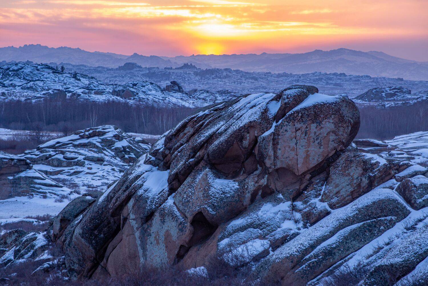 Закат в Баянауле. Автор: Евгений Дроботенко горы зима, Евгений Дроботенко
