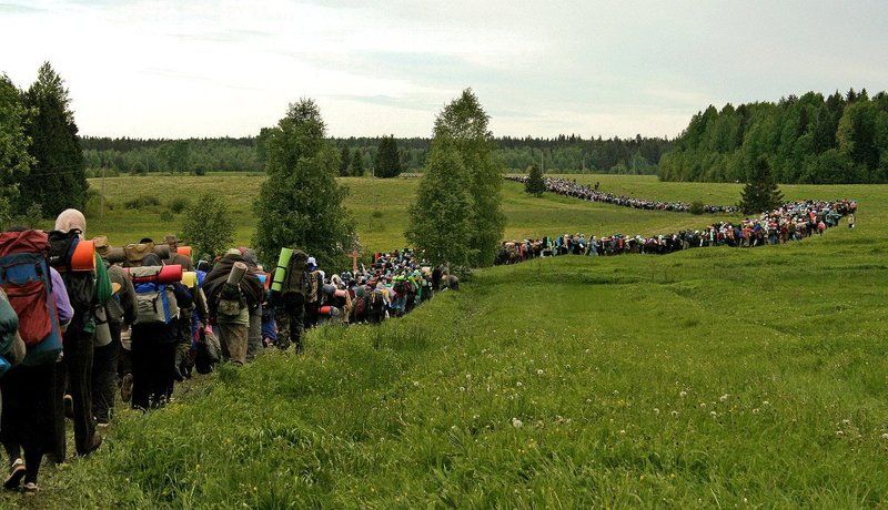 люди, вера Течет людская река...photo preview