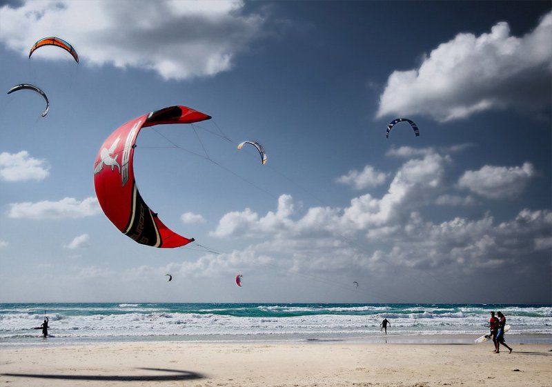 друзья, ветер, облака, волы, средиземное, море, парус, кайт, пляж, песок Друзья ветраphoto preview