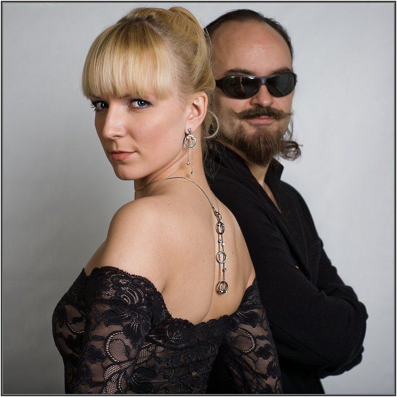 Mr & Mrsphoto preview