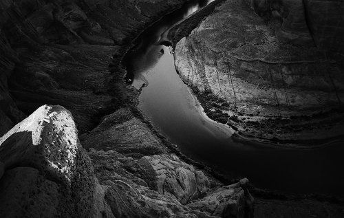 Lifting light valley