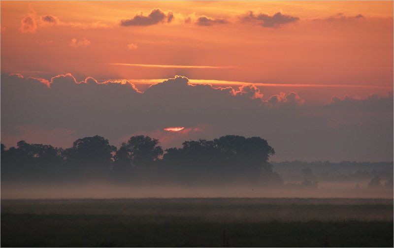 на рассвете....photo preview