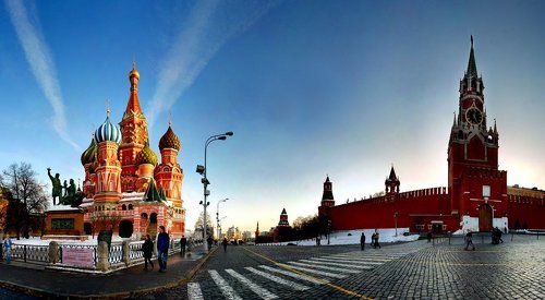 # Мой скромный подарок московским фотографам #
