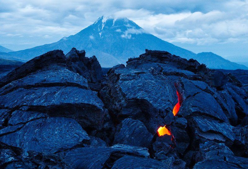 Камчатка, Лава, Толбачик Дух подгорного пламениphoto preview