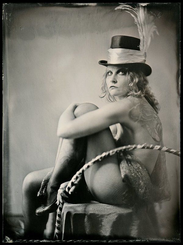 Dark Circusphoto preview